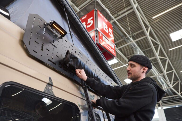 F.re.e, free, 2025, Camping & Caravan, B5.331, Kreavans, DSRT, Fahrradhalterung